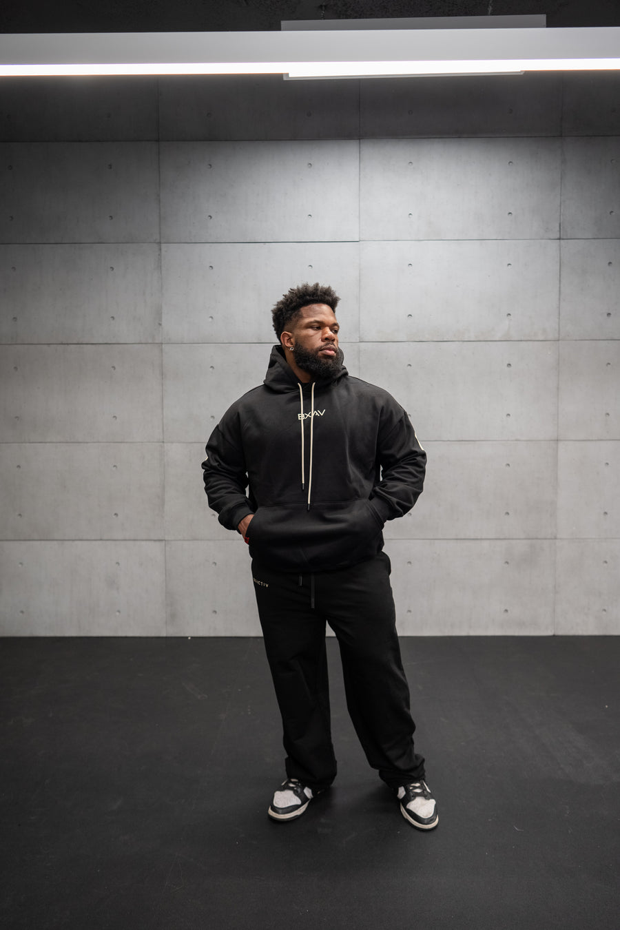 Heavyweight Big Logo Hoodie (Boxy Fit)