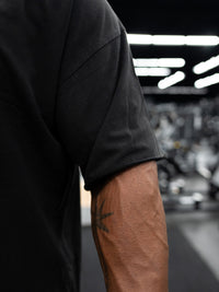 RAW-CUT Old English Oversize Tee